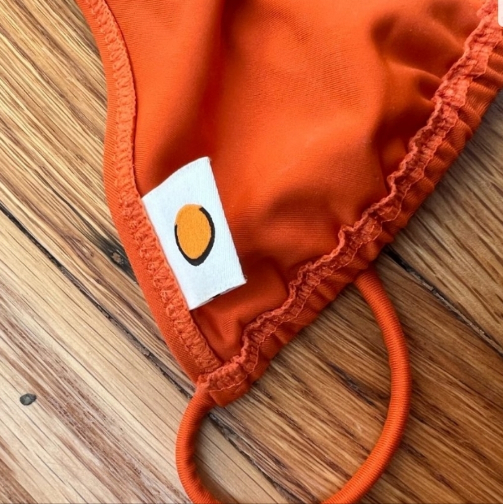 Tropic of C, Victoria's Secret, Orange Praia Bikini Top Only, Size XS, Celebrity - Picture 6 of 6